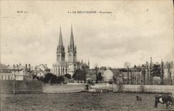CPA La Delivrande Panorama Vache