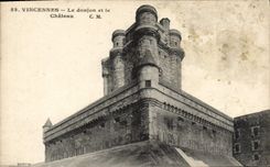 VINTAGE POSTCARD Vincennes the Keep And the Castle