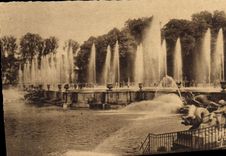 CPA Versailles Et Ses Merveilles Parc du chateau Les grandes eaux au bassin de Neptune