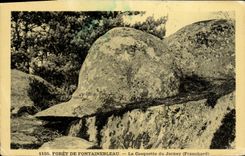 VINTAGE POSTCARD Drill De Fontainebleau the Cap of the Franchard Jockey