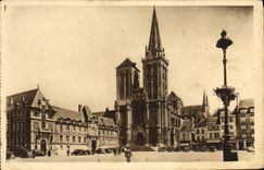 POSTAL Lisieux de la VENDIMIA el lugar de Thiers y la catedral