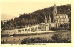 VINTAGE POSTCARD Heavy the Basilica and the Horseshoe