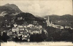 VINTAGE POSTCARD Heavy Seen from of the Castle