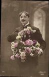 CPA Fantaisie Homme Fleurs