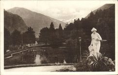 VINTAGE POSTCARD Luchon the Park Of the Quincunxes