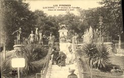 VINTAGE POSTCARD Lourdes 1st station of the martyrdom Jesus east condemns died