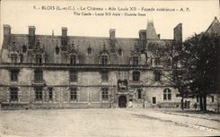 CPA Blois Le Chateau Aile Louis XII Facade exterieure 
