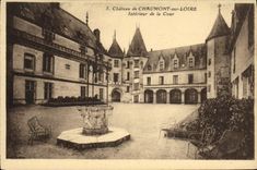 CPA Chateau de Chaumont sur Loire Interieur de la Cour