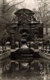 CPM Paris Et Ses Merveilles Jardin du Luxembourg Fontaine de Medicis