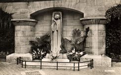 CPM Rouen Statue de Jeanne D'Arc 