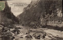 VINTAGE POSTCARD Falls Of Doubs After the Fall