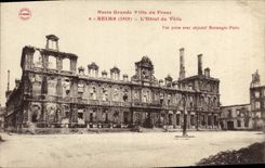 VINTAGE POSTCARD Rheims the Town hall Militaria