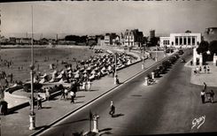 POSTAL MODERNA Sables d'Olonne el terraplén hacia el casino