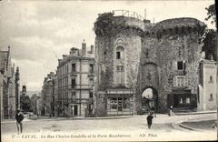 La POSTAL Laval de la VENDIMIA la calle Charles Landelle y el Beucheresse bloquea