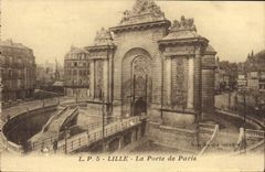 POSTAL Lille de la VENDIMIA la puerta de París