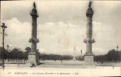 VINTAGE POSTCARD Bordeaux the Columns Restrales E Quincunxes