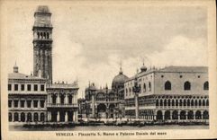 VINTAGE POSTCARD Venezia Piazzetta S Marco E Palazzo Ducal Dal Pond