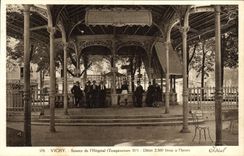 CPA Vichy Source de I'Hopital