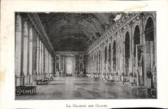 VINTAGE POSTCARD the Gallery Of the Versailles Ices