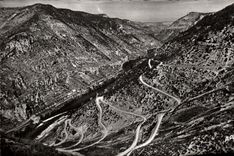 MODERN CARD By Traversing the Gorges of the Tarn Laces of the Road of Malene to the Swallow-hole Armand and the valley of the Tarn