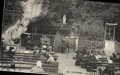 VINTAGE POSTCARD the Heavy Pyrenees the Cave