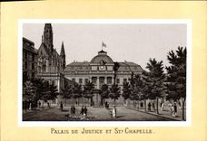 VINTAGE POSTCARD Paris Law courts And co. Vault