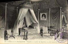 VINTAGE POSTCARD Castle of Malmaison Chambre has to sleep of Josephine