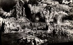 CPM Les Grottes d'Arcy sur Cure La salle de la vierge