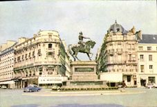 CPM Orleans Place du Martroy