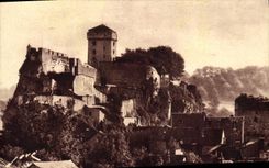 VINTAGE POSTCARD Heavy the strong Castle southernmost Defenses