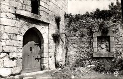 MODERN CARD Dourdan the Castle beginning 12th Entry of the Keep