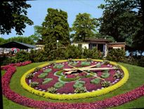 CPM Geneve L'horloge Fleurie et la Potiniere