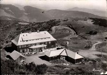 MODERN CARD Large Balloon Hotel of the Large Balloon