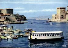 CPM Reflets De Provence Marseille L'Entree Du Vieux Port Le Phare Et Le Fort Saint Jean