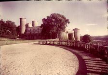 MODERN CARD Picturesque Auvergne Castle De Ravel