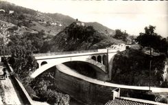 MODERN CARD Thiers the Bridge And La Chapelle Holy Roch