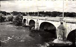 CPM Tours Pont Sur La Loire