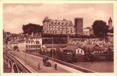 VINTAGE POSTCARD Pau Castle Henri IV