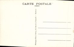 VINTAGE POSTCARD Pau the Church Holy Jacques And Law courts