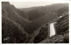CPM L'Auvergne Thiers Gorges De La Durolle
