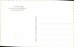 CPA L'Auvergne Chateau de Tournoel L'escalier Renaissance