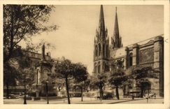 POSTAL Clermont-Ferrand Catedrale Notre Dame y lugar de la VENDIMIA del Victoire