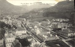 VINTAGE POSTCARD Auvergne Bourboule Overall picture
