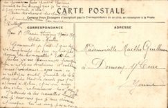 VINTAGE POSTCARD Fontainebleau Entered Of the Large Street