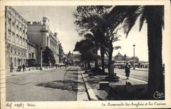 CPA Nice La Promenade Des Anglais Et Les Casinos