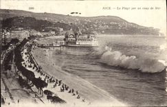 CPA Nice La Plage Par un Coup De Mer