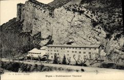 VINTAGE POSTCARD Worthy Hydropathic establishment