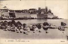 VINTAGE POSTCARD Antibes Old Antibes