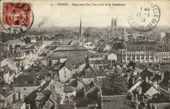 CPA Troyes Panorama Est Vue prise de la Madeleine