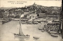 CPA Marseille Bassin Du Carenage Et N D De La Garde Bateaux